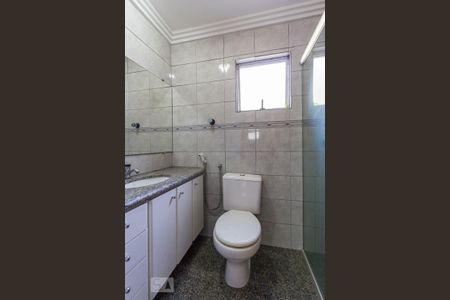 Apartamento à venda com 70m², 3 quartos e 1 vaga Apartamento à venda com 70m², 3 quartos e 1 vagaBanheiro