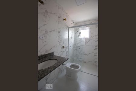 Casa para alugar com 57m², 2 quartos e sem vagaBanheiro