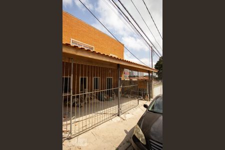 Casa para alugar com 57m², 2 quartos e sem vagaFachada