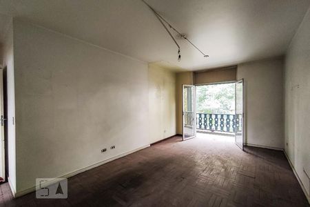 Casa à venda com 748m², 4 quartos e 6 vagasSuíte 1