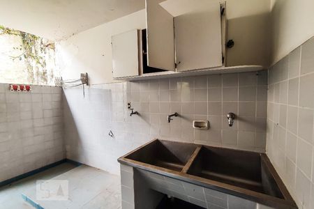 Casa à venda com 748m², 4 quartos e 6 vagasÁrea de Serviço