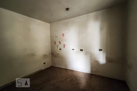 Casa à venda com 748m², 4 quartos e 6 vagasQuarto Edícula