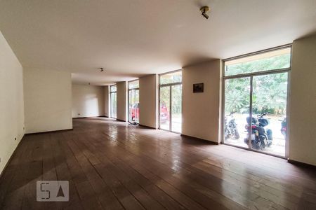 Sala de casa à venda com 4 quartos, 748m² em Jardim Leonor, São Paulo