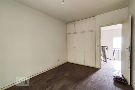 Casa à venda com 748m², 4 quartos e 6 vagasQuarto 2