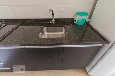 Cozinha de kitnet/studio para alugar com 1 quarto, 26m² em Rebouças, Curitiba