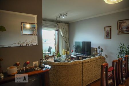 Apartamento para alugar com 110m², 3 quartos e 1 vaga Apartamento para alugar com 110m², 3 quartos e 1 vagaSala