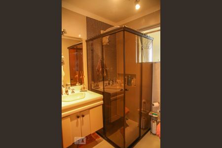 Apartamento para alugar com 110m², 3 quartos e 1 vaga Apartamento para alugar com 110m², 3 quartos e 1 vagaBanheiro Corredor