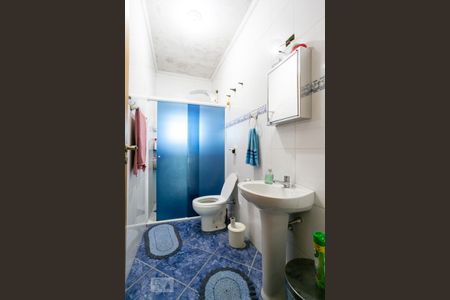 Casa à venda com 280m², 4 quartos e 2 vagasBanheiro