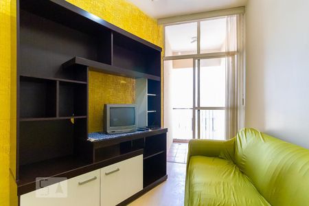 Sala de apartamento para alugar com 1 quarto, 45m² em Bosque, Campinas