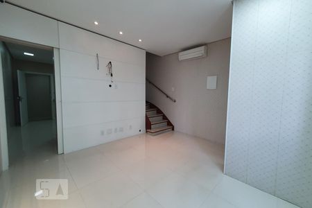 Sala de casa para alugar com 2 quartos, 80m² em Água Branca, São Paulo
