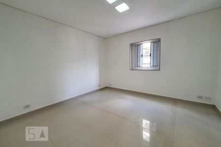 Quarto 1 de casa para alugar com 2 quartos, 80m² em Água Branca, São Paulo
