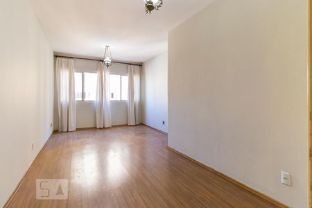 Apartamento para alugar com 2 quartos, 67m² em Cambuí, Campinas