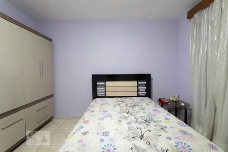 Suíte de casa à venda com 2 quartos, 150m² em Jardim Teresa, São Paulo