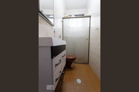 Casa à venda com 150m², 2 quartos e 2 vagasBanheiro Social