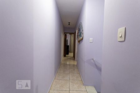 Casa à venda com 150m², 2 quartos e 2 vagasCorredor