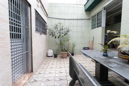 Casa à venda com 150m², 2 quartos e 2 vagasQuintal