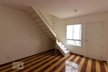 Casa de condomínio para alugar com 48m², 2 quartos e 1 vagaSala