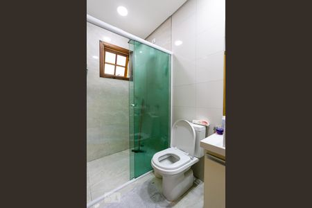 Casa à venda com 140m², 3 quartos e 2 vagasBanheiro da Suíte