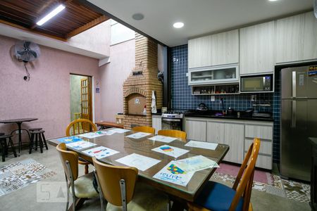 Casa à venda com 140m², 3 quartos e 2 vagasEspaço gourmet