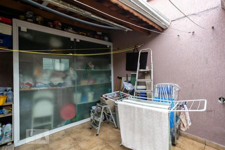 Casa à venda com 140m², 3 quartos e 2 vagasÁrea de serviço