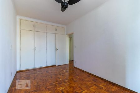 Quarto 1 de apartamento para alugar com 2 quartos, 95m² em Cambuí, Campinas