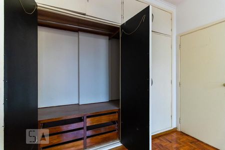 Quarto 1 - Armários de apartamento para alugar com 2 quartos, 95m² em Cambuí, Campinas
