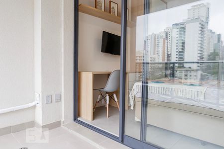 Studio para alugar com 28m², 1 quarto e sem vaga Studio para alugar com 28m², 1 quarto e sem vagaSacada