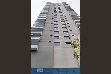 Studio para alugar com 28m², 1 quarto e sem vaga Studio para alugar com 28m², 1 quarto e sem vagaFachada