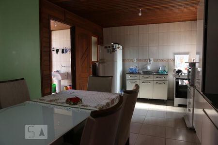 Cozinha de casa à venda com 3 quartos, 106m² em Cavalhada, Porto Alegre