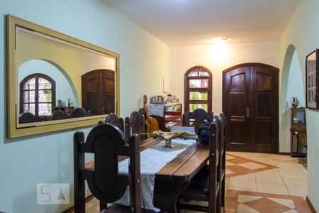 Sala de casa à venda com 4 quartos, 200m² em Mauá, São Caetano do Sul