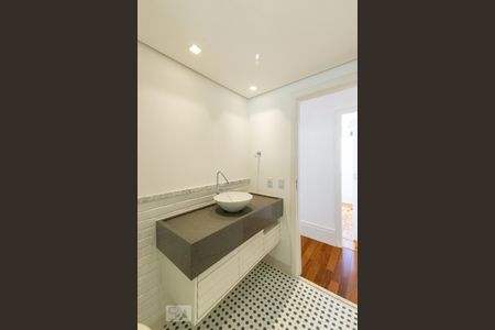 Apartamento para alugar com 124m², 3 quartos e 1 vaga Apartamento para alugar com 124m², 3 quartos e 1 vagaBanheiro