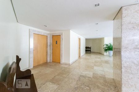 Apartamento para alugar com 124m², 3 quartos e 1 vaga Apartamento para alugar com 124m², 3 quartos e 1 vagaHall
