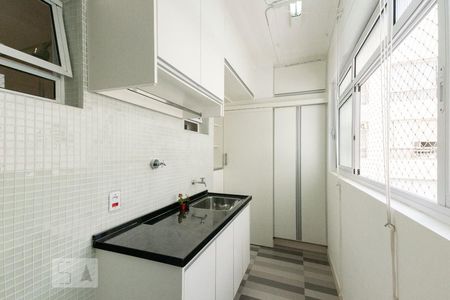 Apartamento para alugar com 124m², 3 quartos e 1 vaga Apartamento para alugar com 124m², 3 quartos e 1 vagaÁrea de Serviço