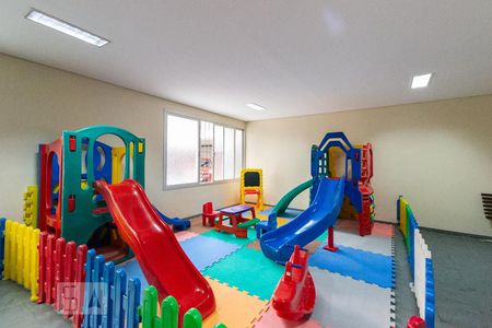 Apartamento para alugar com 124m², 3 quartos e 1 vaga Apartamento para alugar com 124m², 3 quartos e 1 vagaPlayground