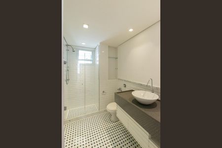 Apartamento para alugar com 124m², 3 quartos e 1 vaga Apartamento para alugar com 124m², 3 quartos e 1 vagaBanheiro