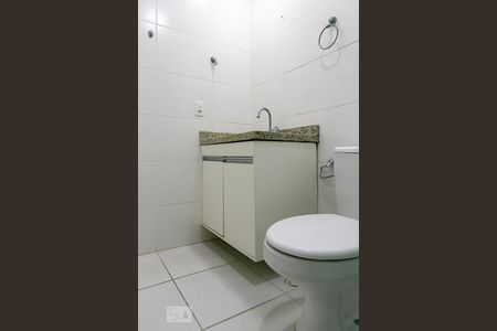 Apartamento à venda com 30m², 1 quarto e sem vagaBanheiro da suíte