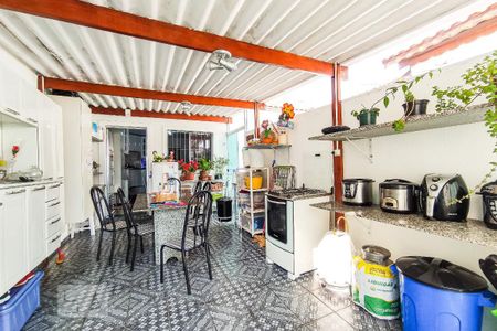 Casa à venda com 330m², 3 quartos e 2 vagasÁrea
