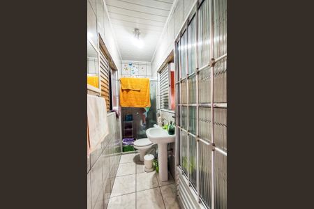 Casa à venda com 330m², 3 quartos e 2 vagasBanheiro