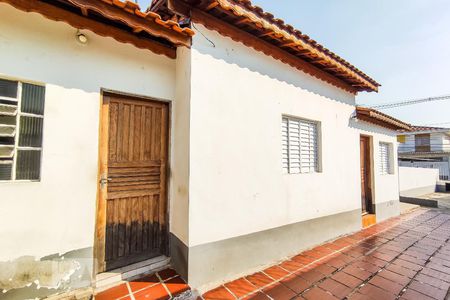 Casa à venda com 330m², 3 quartos e 2 vagasCasa 2