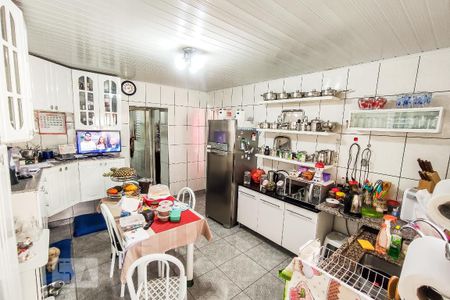 Casa à venda com 330m², 3 quartos e 2 vagasCozinha