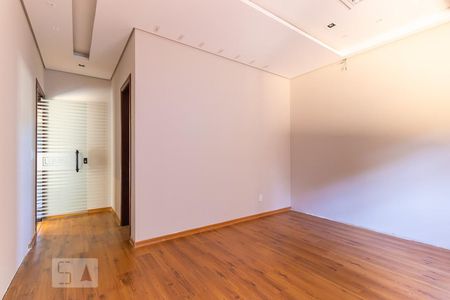 Casa à venda com 620m², 4 quartos e 4 vagas Casa à venda com 620m², 4 quartos e 4 vagasQuarto da suíte 4