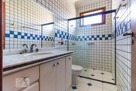 Casa à venda com 620m², 4 quartos e 4 vagas Casa à venda com 620m², 4 quartos e 4 vagasBanheiro da suíte 4