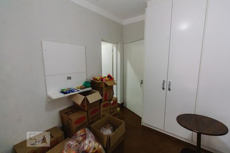 Casa à venda com 240m², 3 quartos e 2 vagasSuíte 2