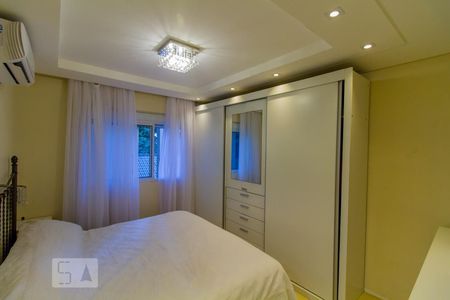 Suite de apartamento para alugar com 3 quartos, 98m² em Centro, Florianópolis