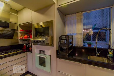 Apartamento para alugar com 98m², 3 quartos e 1 vagaCozinha