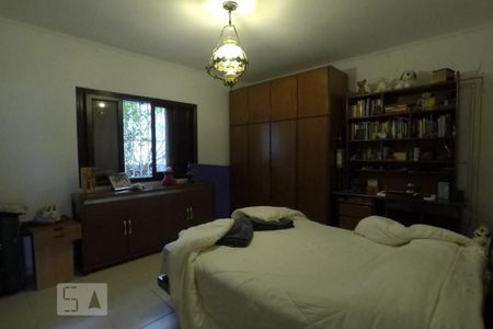Casa à venda com 315m², 3 quartos e 2 vagasQuarto