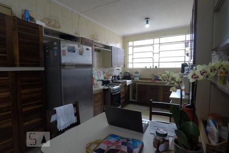 Casa à venda com 315m², 3 quartos e 2 vagasCozinha