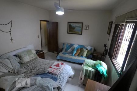 Casa à venda com 315m², 3 quartos e 2 vagasSuíte