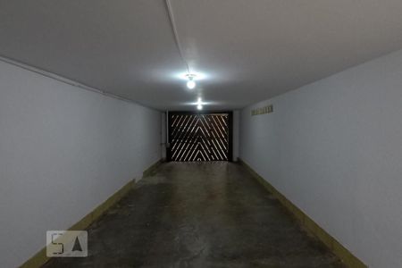 Casa à venda com 315m², 3 quartos e 2 vagasGaragem