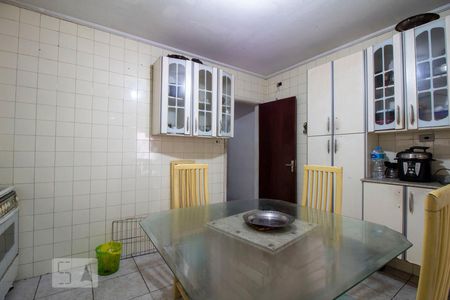 Casa à venda com 196m², 4 quartos e 2 vagasCozinha